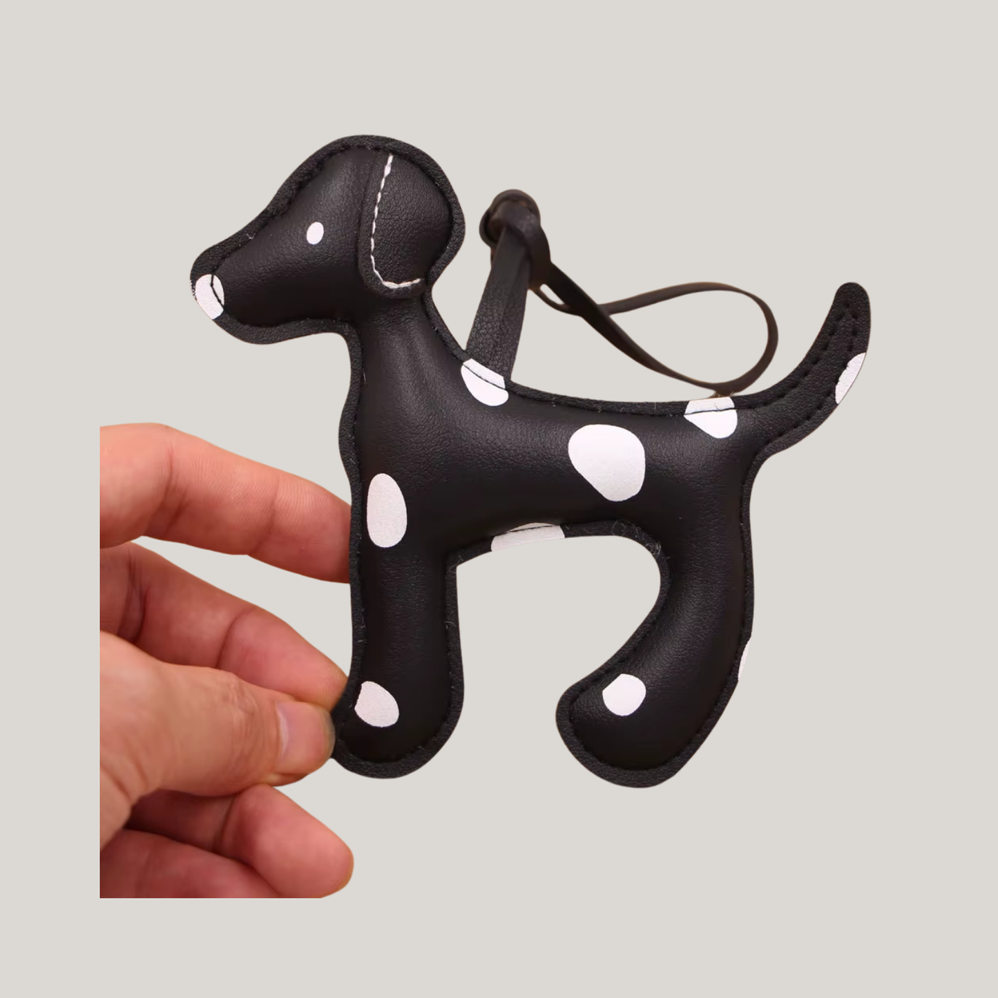 Luxury leather dog (Black). Also available in 7 different colors